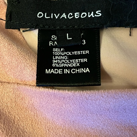 Olivaceous size Large, Pink, suede, halter top, split back - Picture 3 of 3